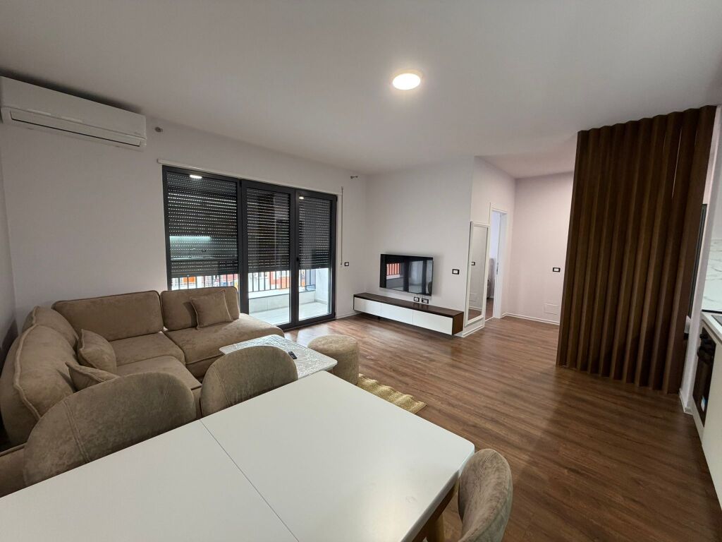 Jepet me Qira Apartament 1+1 – Rruga "Jordan Misja" !