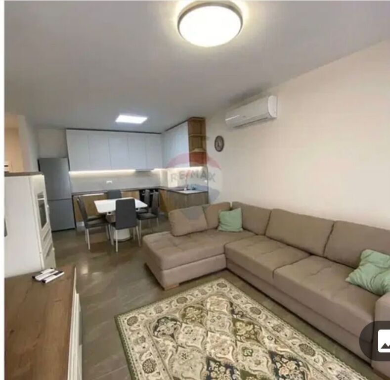 Appartamento 3+1+2+ parcheggio ex campo di aviazione