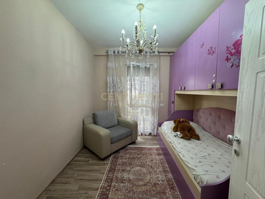 Appartamento 2+1+2 In Vendita presso l'ex Distretto di Polizia, Durrës - 145.000€ | 86 m²