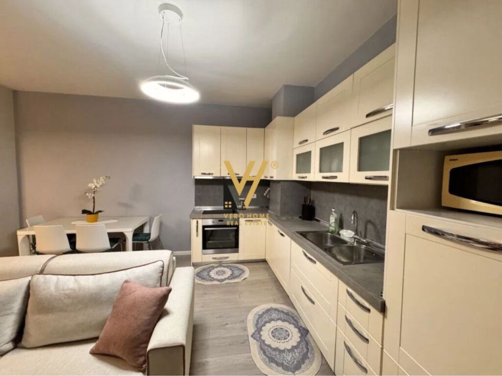 JEPET APARTAMENT 1+1 ME QERA TE JORDAN MISJA 570 EURO