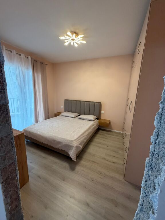 Affitto appartamento 1+1  Via Dritan Hoxha Prezzo 60.000 lek