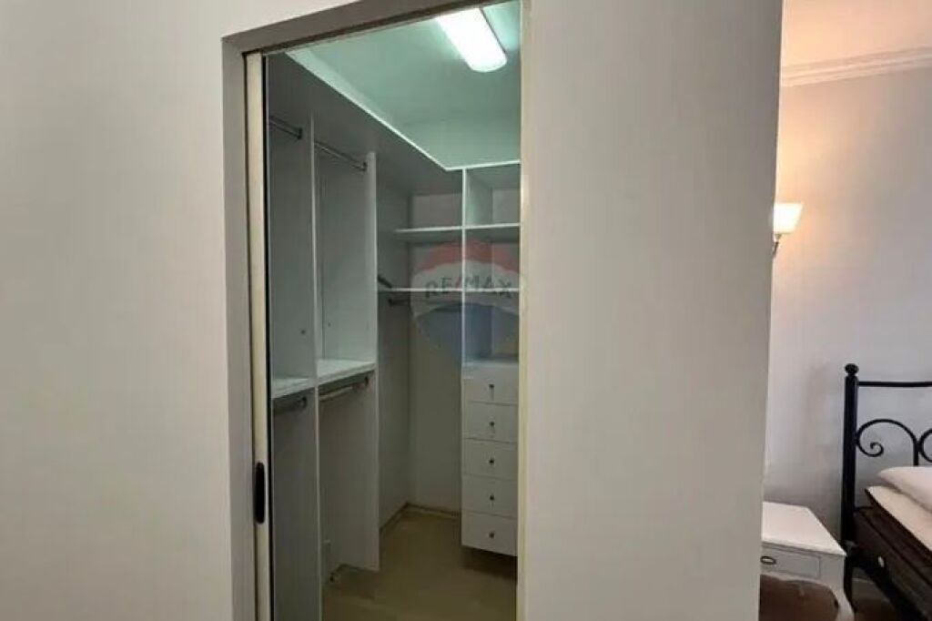 Apartment 3+1+2 parking spaces for rent, near Eleonore!