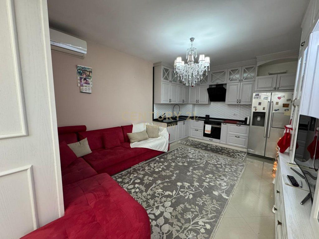 Appartamento 2+1+2 In Vendita presso l'ex Distretto di Polizia, Durrës - 145.000€ | 86 m²