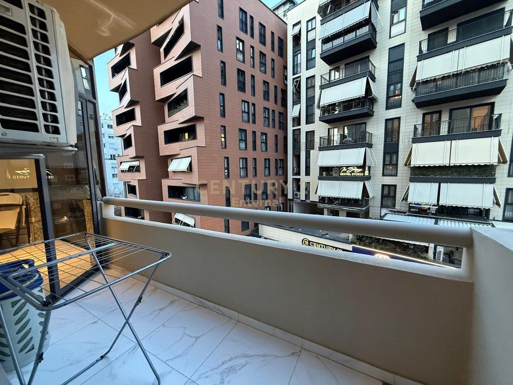Apartament 1+1 Me Qira në Liqeni i Tiranës, Rruga e Kosovarëve