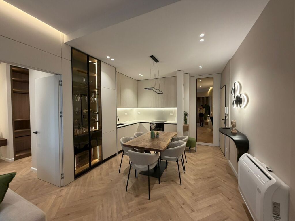 Apartment 2+1+2 at Tirana Garden Building