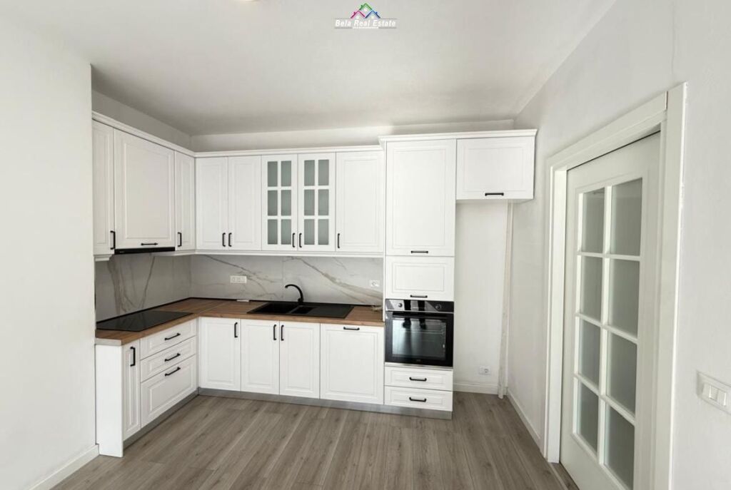 Office for Rent 1+1 in Porcelan (ID BZ2852) Tirana