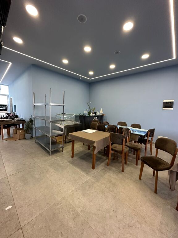 Business premises for rent