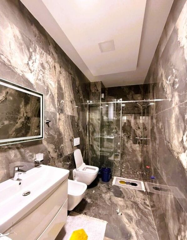 LUXURY APARTMENT 2+1+PARKING SPACE NEAR FLORA CAFE !