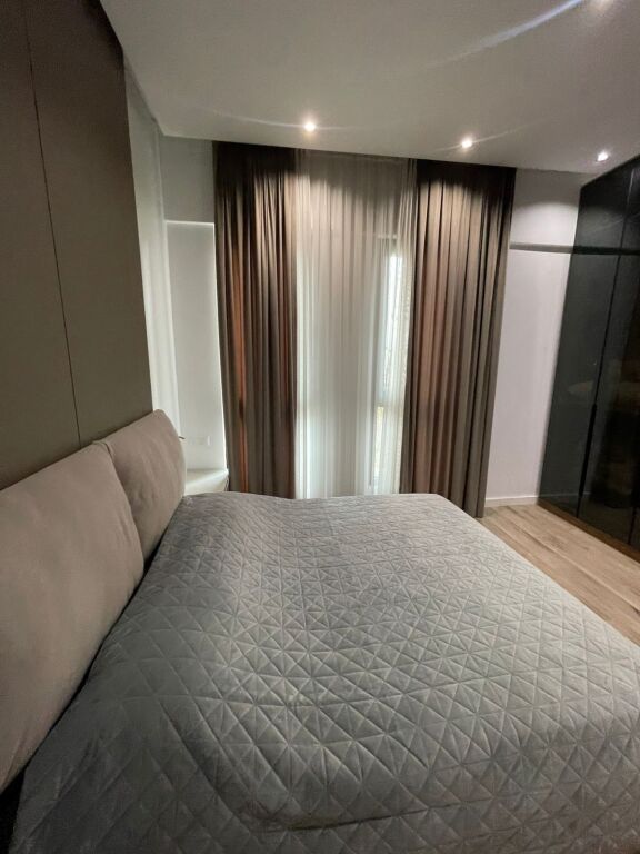 🏙️ Ekskluzive – Apartament Luksoz 1+1 me Qira