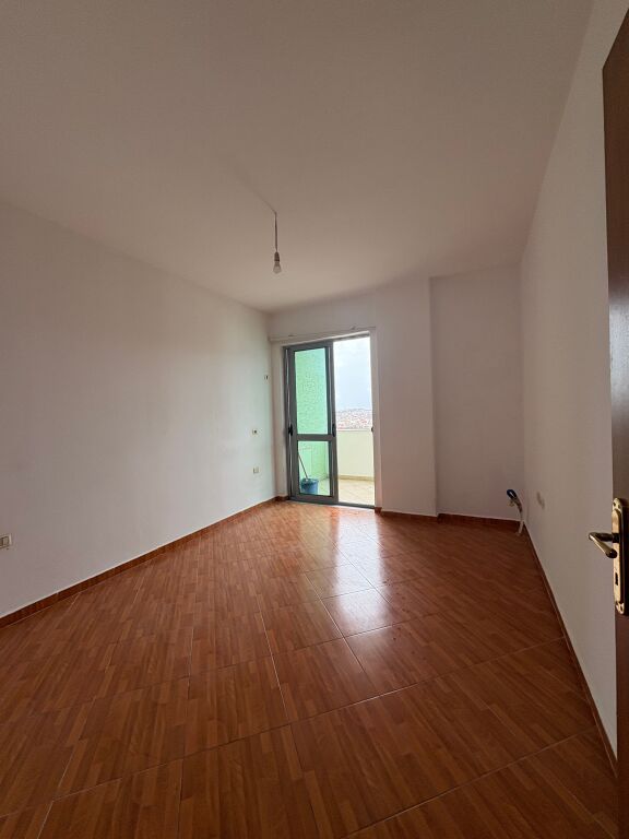 Apartament 1+1 me qera tek Rruga Dalip Topi