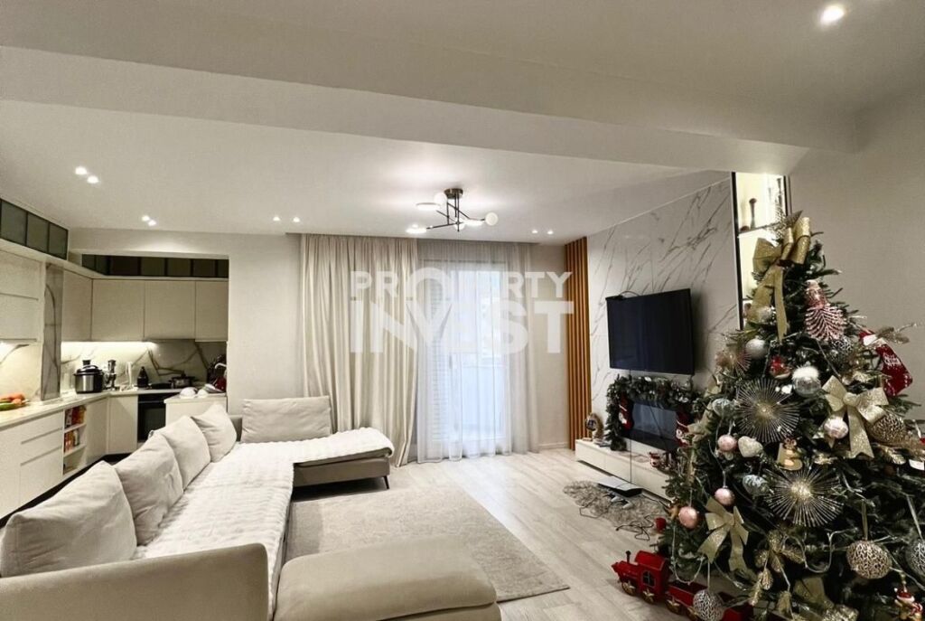 Apartment 2+1+2 for sale near Dinamo Stadium
