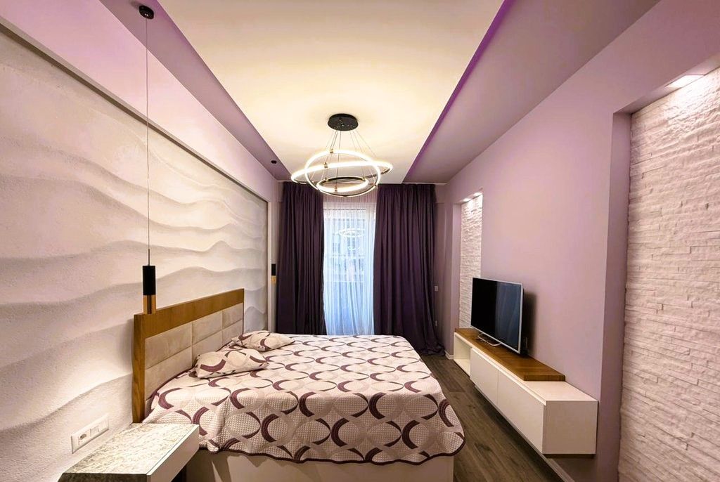 LUXURY APARTMENT 2+1+PARKING SPACE NEAR FLORA CAFE !