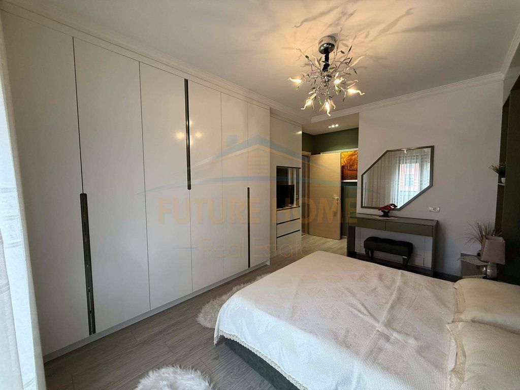 In vendita, Appartamento 2+1+2, Green City Residence, Unaza e Re