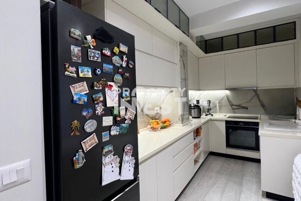Apartment 2+1+2 for sale near Dinamo Stadium