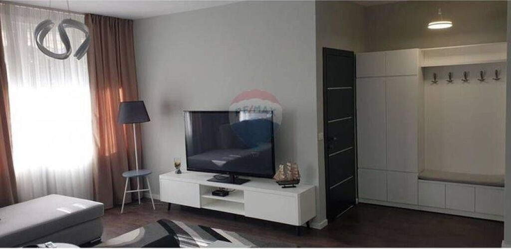 Appartamento in affitto 1+1 primo piano villa!

