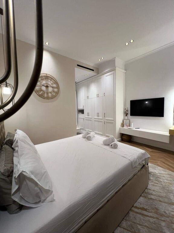 Super Appartamento in vendita diviso in 2 monolocali 290.000 euro Radhime Vlore