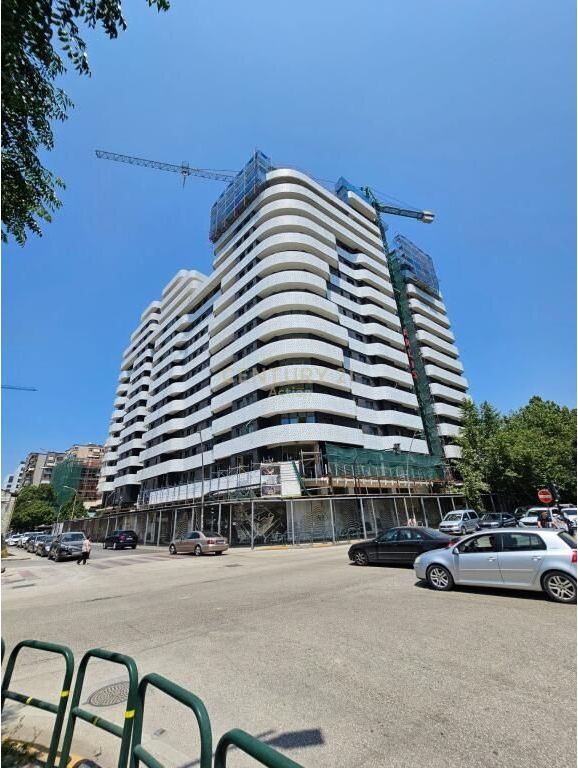 Shitet Post Parkimi te Residenca Corner!