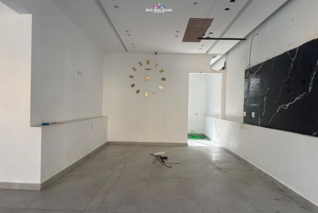 Shop for Rent at the Former Park (ID BL21821) Tirana