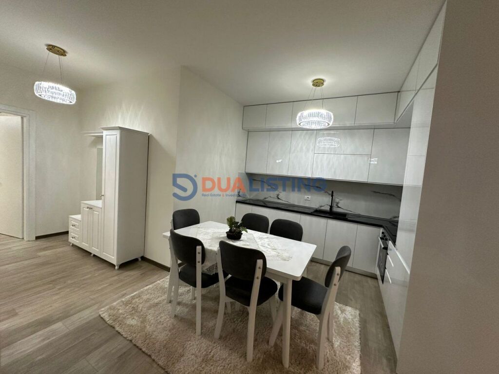Jepet Apartament 2+1+2 me Qira Tek Liqeni i Thate , Kompleksi FZ