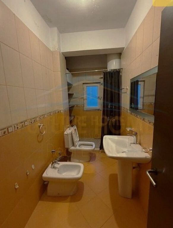 For sale, Apartment 2+1, Bllok