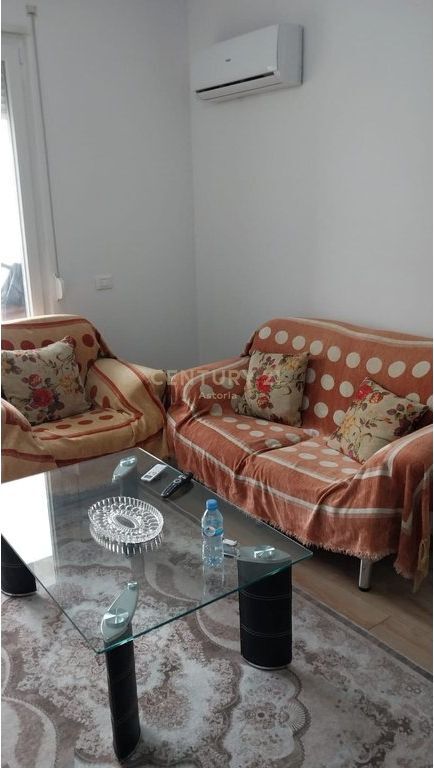  Menu   Tirana Albania ID della Proprietà: astoria134804 Vedi sulla Mappa Salva  Immagine della Proprietà Immagine della Proprietà Immagine della Proprietà Immagine della Proprietà Immagine della Proprietà  Disponibile   Mostra tutte le foto  Appartamento 1+1 + parcheggio in affitto a Univers City 400 € /Mese