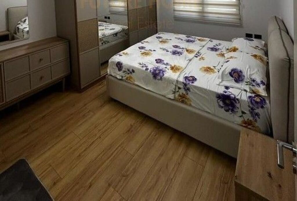 Qira, Apartament 2+1+2, 21 Dhjetori, Tiranë