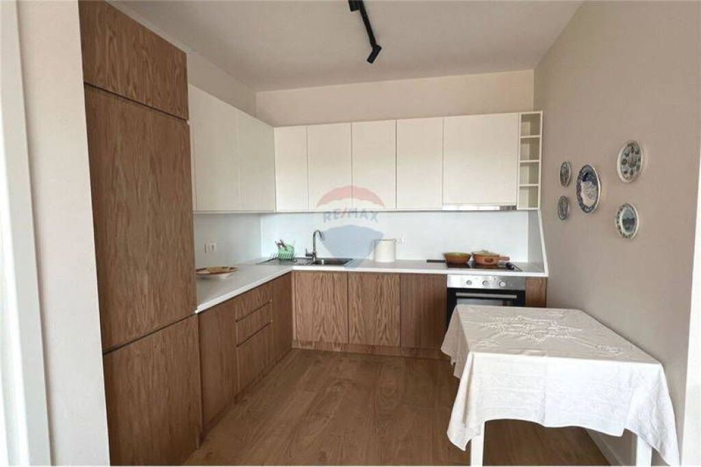 APARTAMENT 2+1 ME QIRA MYSLYM SHYRI