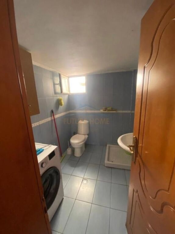 In vendita, Appartamento 3+1+2 vicino alla Chiesa Ortodossa, Vlore.