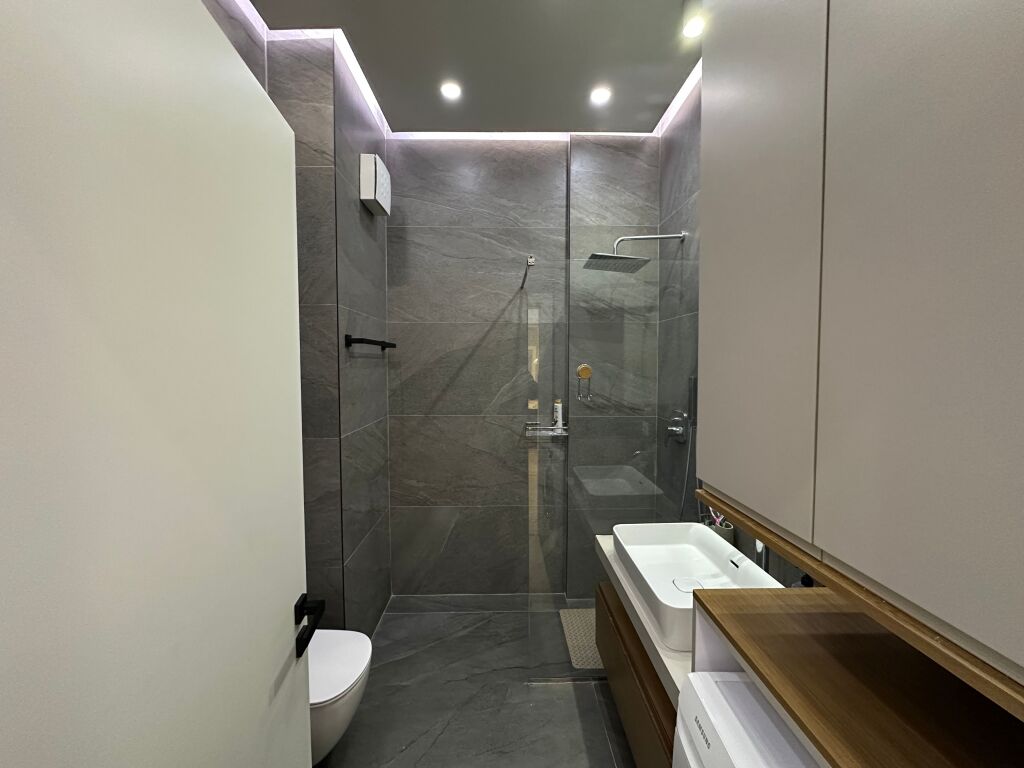 🏡 Appartamento moderno 1+1 in affitto a Square 21