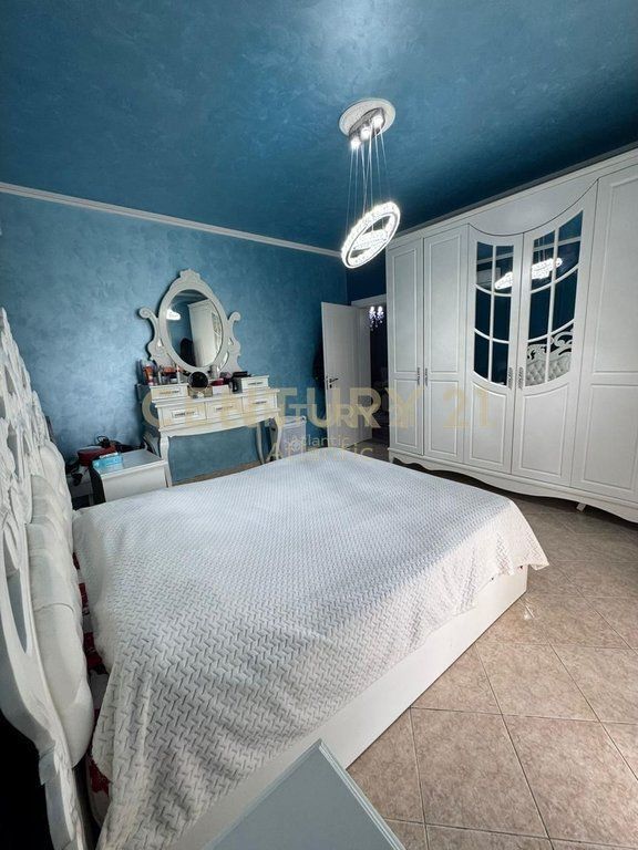 VENDESI PRIVATO IN VENDITA A SPITALLE, DURRES!