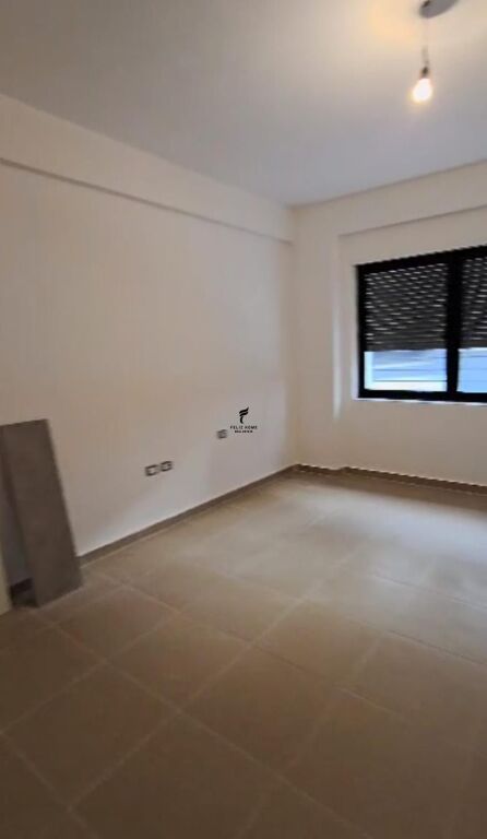 SHITET APARTAMENT 3+1+2 KODRA E DIELLIT 2 280.000 EURO FH-58934