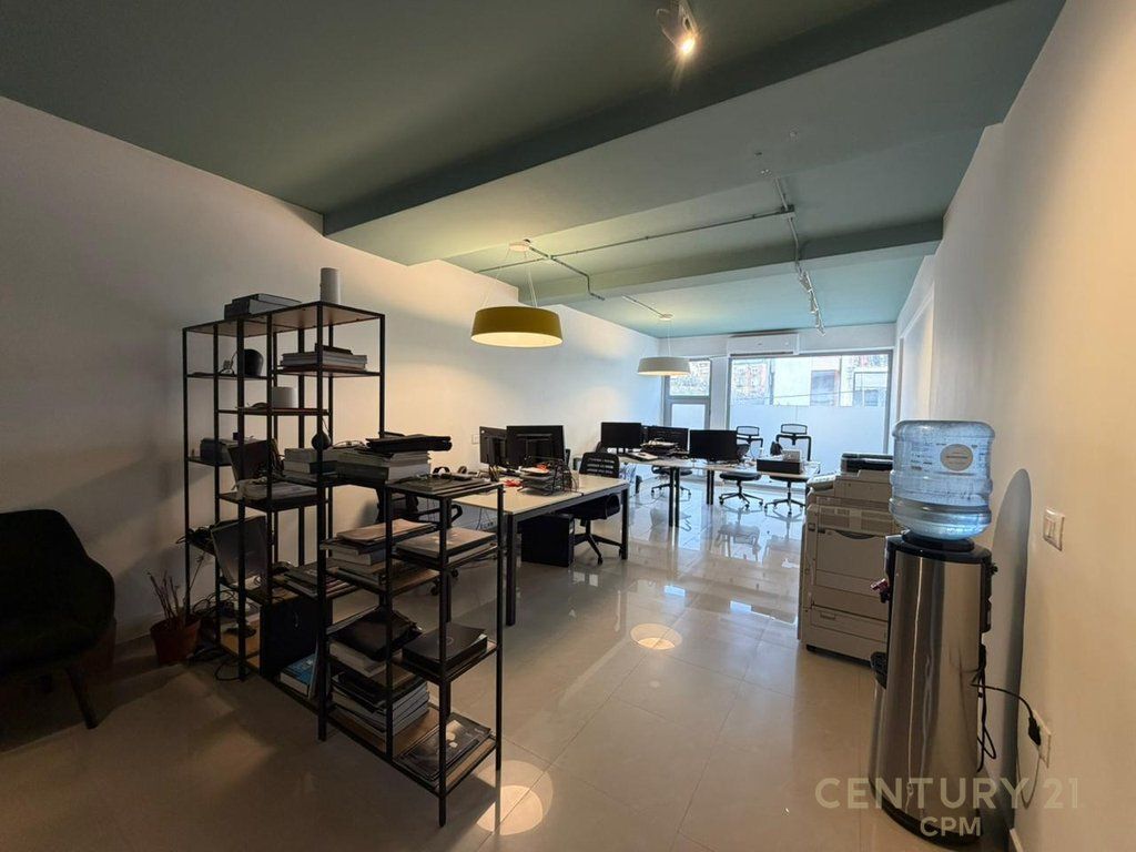 UFFICIO IN AFFITTO VICINO AL NUOVO MERCATO!