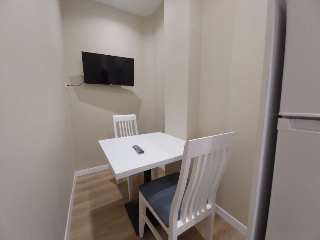 Two studio apartments for rent on Zogu i Pare Boulevard !