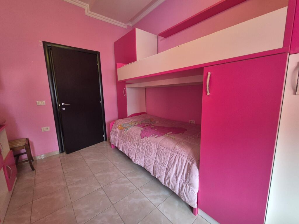 Apartament 2+1 per shitje prane Delijorgjit