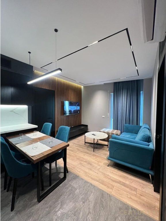 Apartment 2+1+parking space near the center, Barrikadave St.! 1,300 € /Month Total Area 75m2