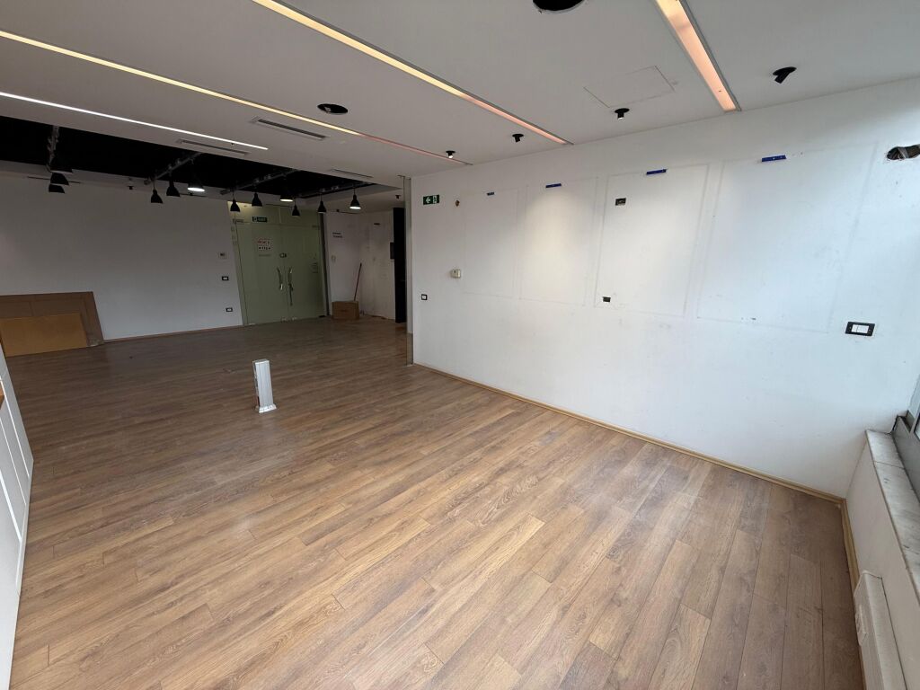 Office For Rent on Elbasanit Street (ID BZ2853) Tirana
