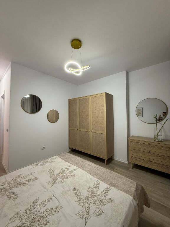 Jepet me qera: Super Apartament 2+1+2