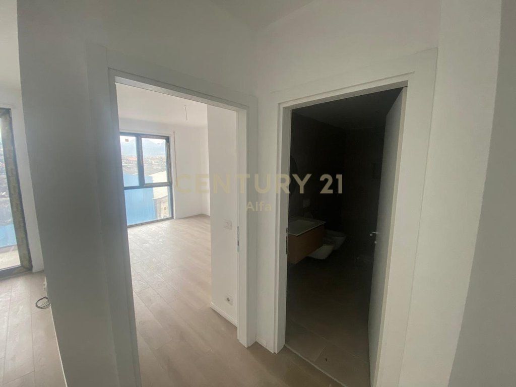 Appartamento 1+1 in vendita, Accesso Tirana. 120.000 € Superficie totale 64m2