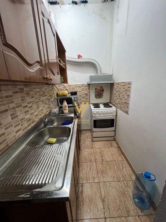 JEPET APARTAMENT 2+1+BLK ME QIRA TE KODRA E DIELLIT 40.000 LEKE