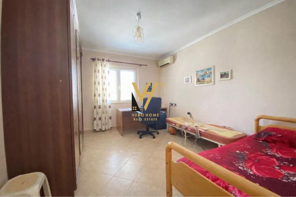 JEPET APARTAMENT 2+1+BLK ME QIRA TE LIQENI ARTIFICIAL 80.000 LEKE