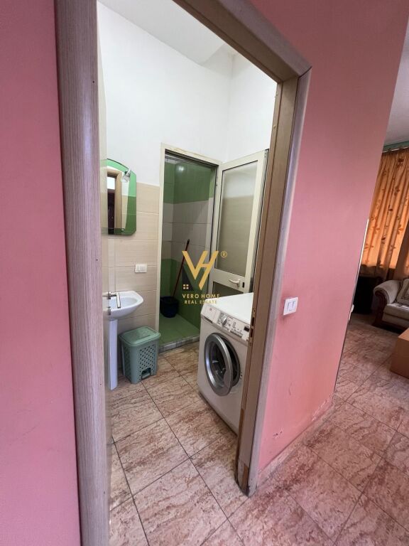 JEPET APARTAMENT 2+1+BLK ME QIRA TE KODRA E DIELLIT 40.000 LEKE