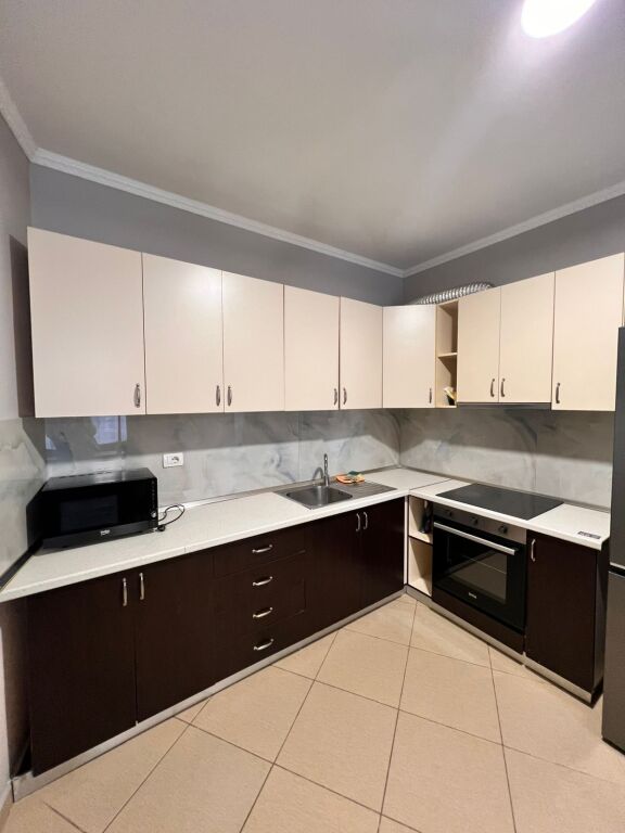 Jepet apartamenti me qera 2+1+2 ne Don Bosko