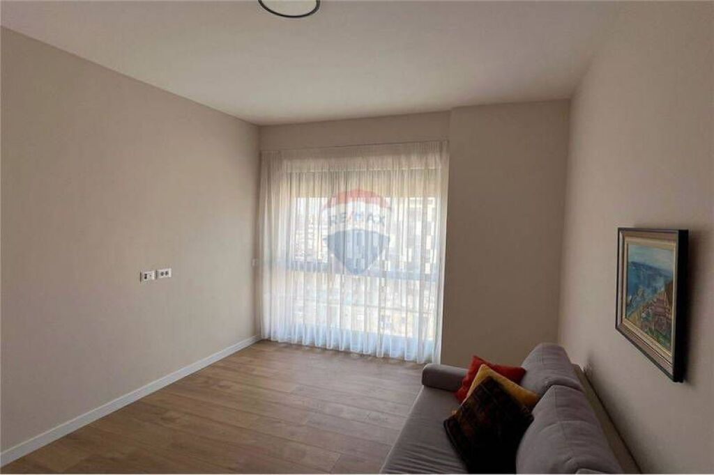 APARTAMENT 2+1 ME QIRA MYSLYM SHYRI