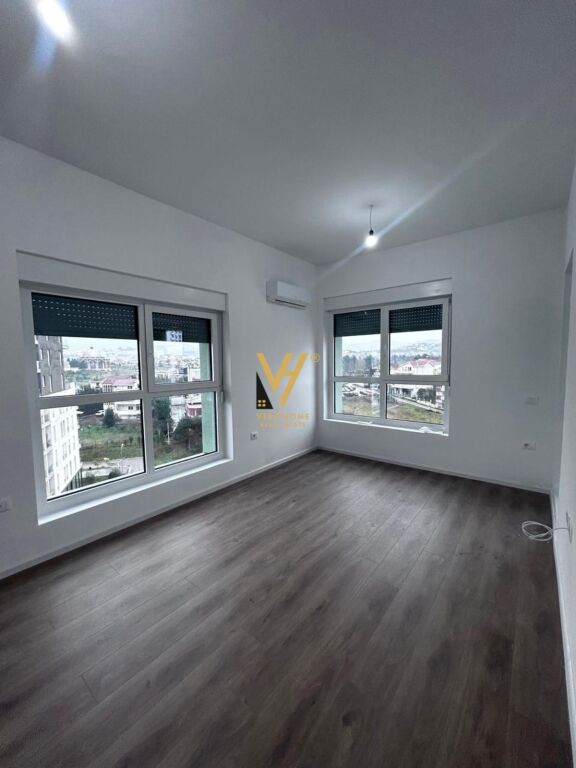 UFFICIO 60 M2 IN AFFITTO A KOM.KADIU, ALI DEMI 35.000 LEKE