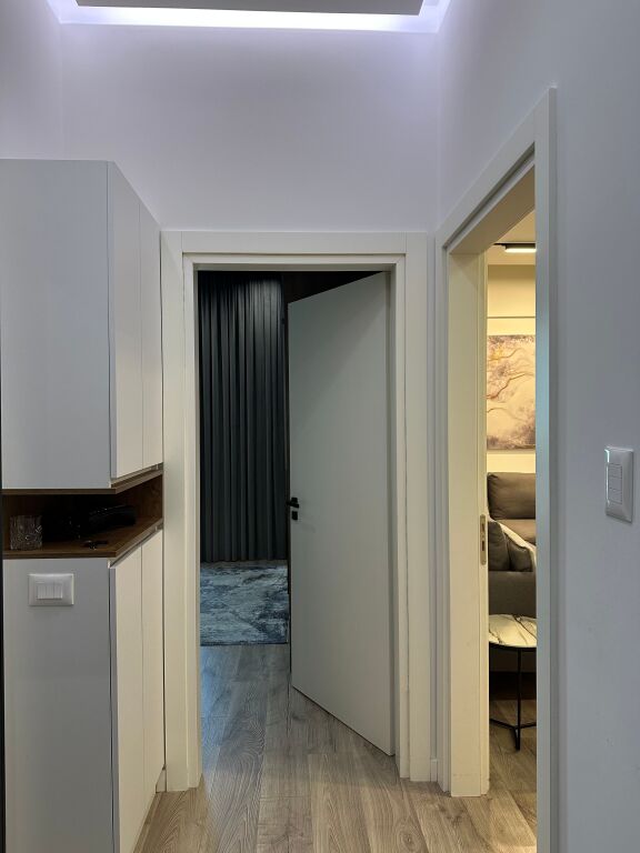 🏡 Appartamento moderno 1+1 in affitto a Square 21