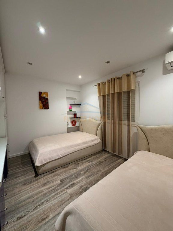 For sale, 2+1 Apartment Laprake, Tirana.