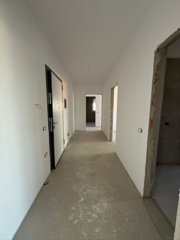 🏢 Apartament 2+1+2 për Shitje – Residenca Platinium 1, Paskuqan