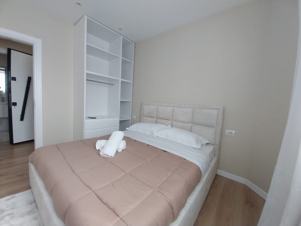 Skenderbej Square, 2 modern studios for rent 1200 euros both or separated 600 euros each