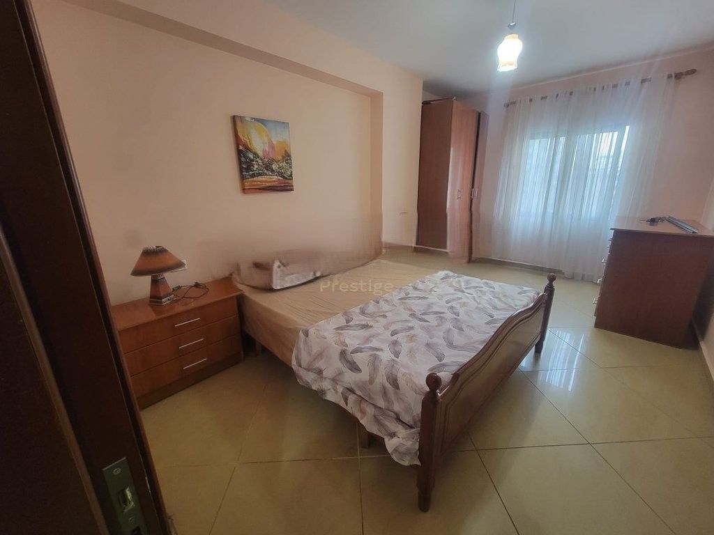 APPARTAMENTO 3+1+2 IN AFFITTO PRESSO PETRO NINI, TIRANA! 800 € /Mese