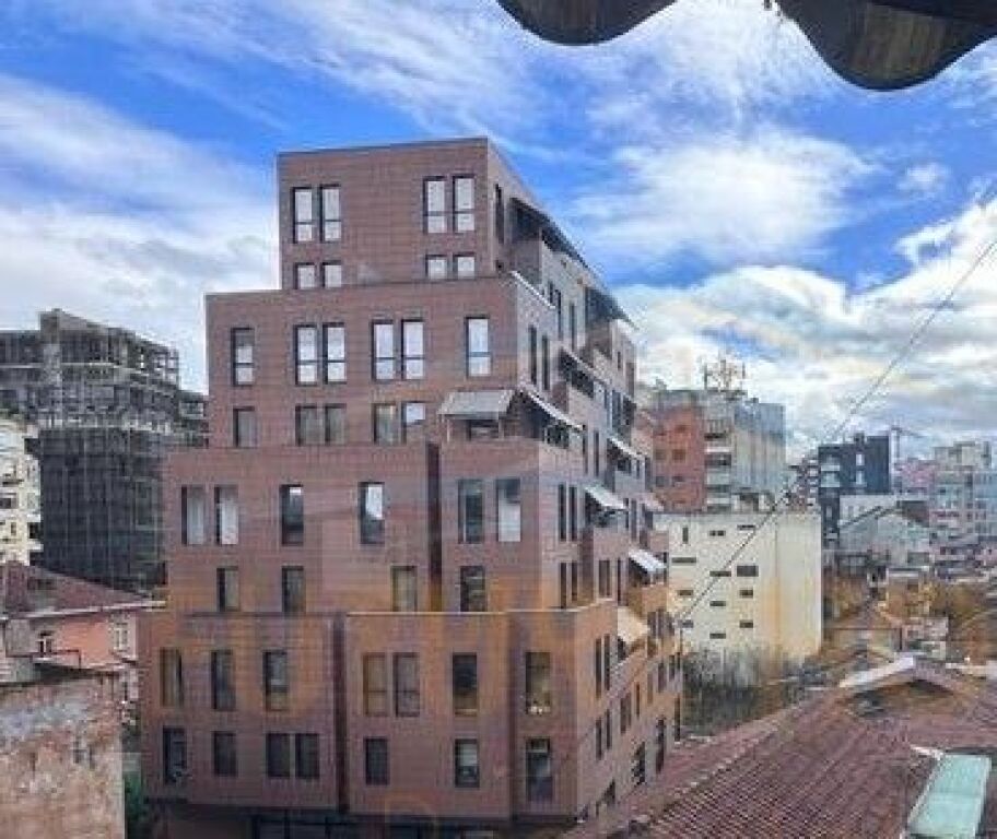Rent, Apartment 2+1(converted), Barrikadave Street, Tirana